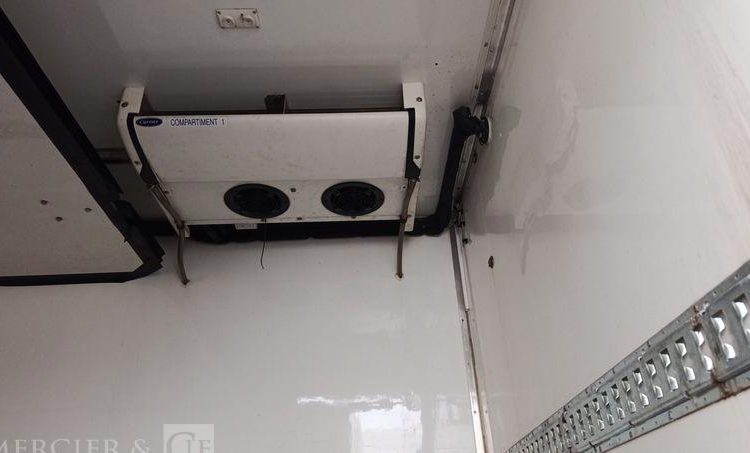 RENAULT PORTEUR 220 DXI AVEC GROUPE FROID CARRIER – DIESEL –  CL-246-HV