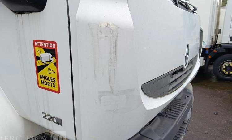 RENAULT PORTEUR 220 DXI AVEC GROUPE FROID CARRIER – DIESEL –  CL-246-HV