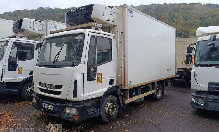 IVECO EUROCARGO 75E16 AVEC GROUPE FRIGO CARRIER EN DESIGNATION – DIESEL BLANC CN-144-HX