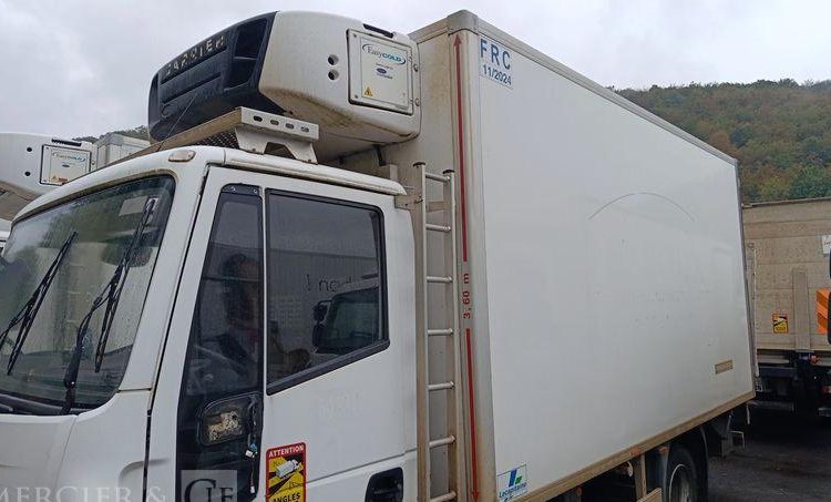 IVECO EUROCARGO 75E16 AVEC GROUPE FRIGO CARRIER EN DESIGNATION – DIESEL BLANC CN-144-HX