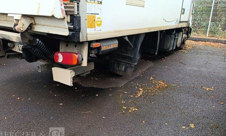 IVECO EUROCARGO 75E16 AVEC GROUPE FRIGO CARRIER EN DESIGNATION – DIESEL BLANC CN-144-HX