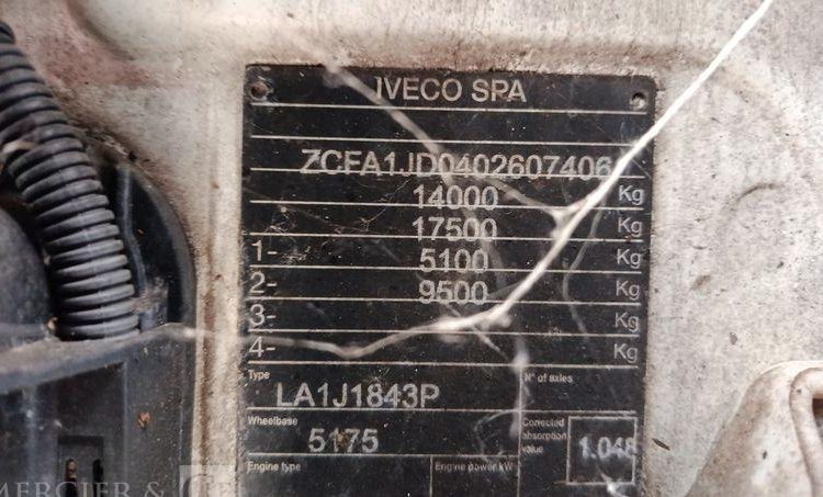 IVECO EUROCARGO 140E18 AVEC GROUPE FROID CARRIER EN DESIGNATION – DIESEL – 397890 KMS BLANC CQ-456-QP