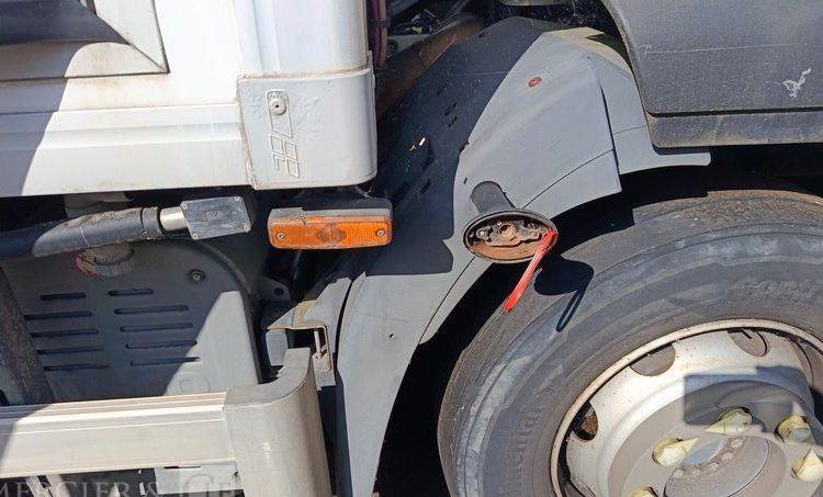 IVECO EUROCARGO 140E18 AVEC GROUPE FROID CARRIER EN DESIGNATION – DIESEL – 397890 KMS BLANC CQ-456-QP