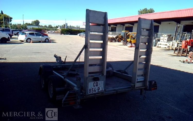 HUBIERE REMORQUE PORTE ENGIN 2T  CQ-854-PJ