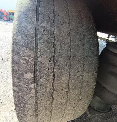 KRONE SEMI REMORQUE BACHEE 3 ESSIEUX – PTAC : 38 TONNES – ANNEE 2013  CS-563-LC