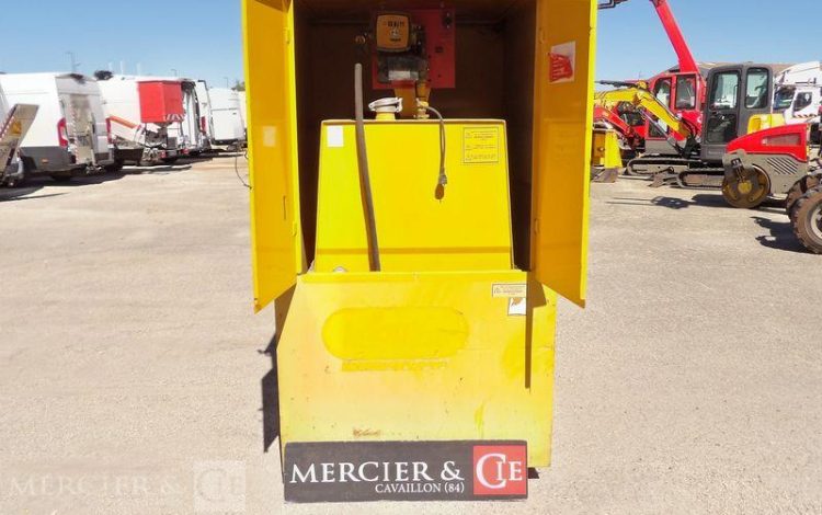 BABY TANKER CUVE FIOUL EXPLOITATION 1200L AVEC POMPE DE DISTRIBUTION AN2006  CUV007839