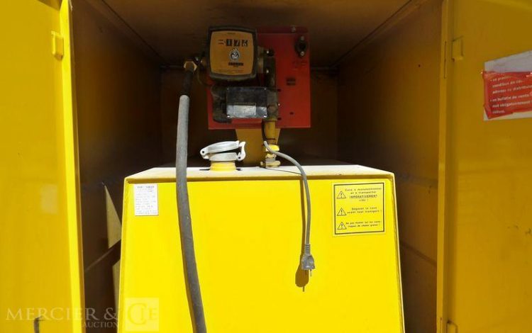 BABY TANKER CUVE FIOUL EXPLOITATION 1200L AVEC POMPE DE DISTRIBUTION AN2006  CUV007839