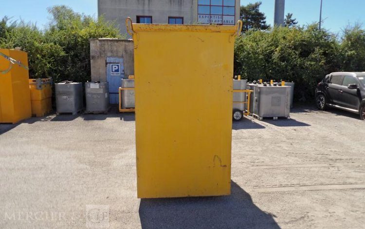 BABY TANKER CUVE FIOUL EXPLOITATION 1200L AVEC POMPE DE DISTRIBUTION AN2006  CUV007839