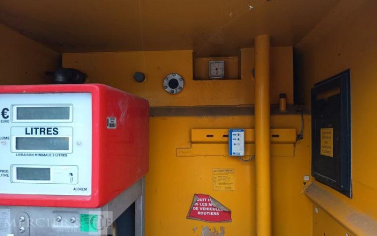 CUVE CARBURANT  CUV010000