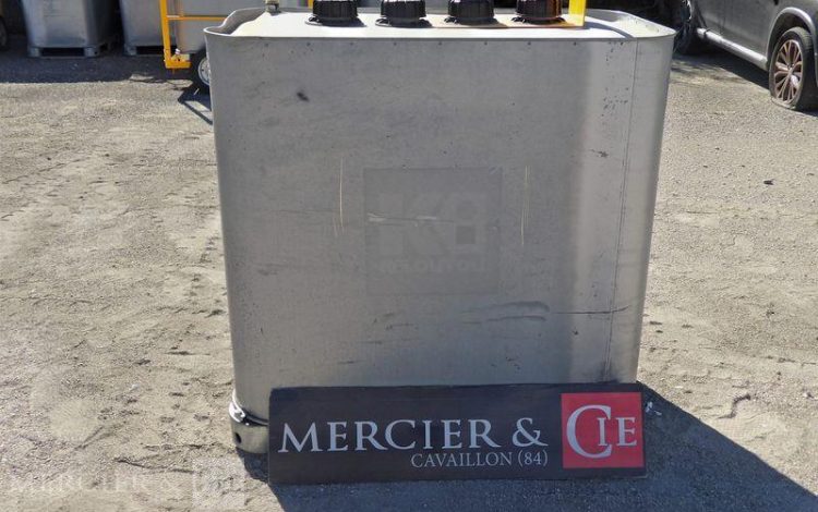 CUVE FUEL 700L FOURCHABLE  CUV010818