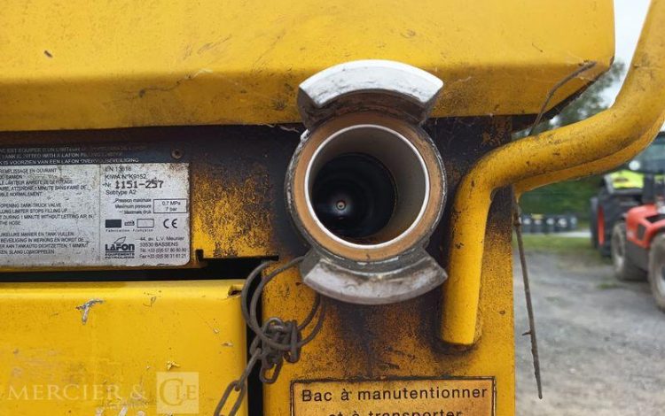 CUVE CARBURANT  CUVV010023