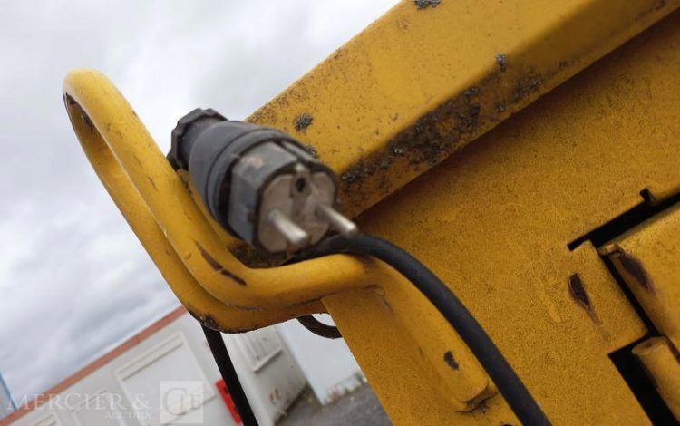 CUVE CARBURANT  CUVV010023