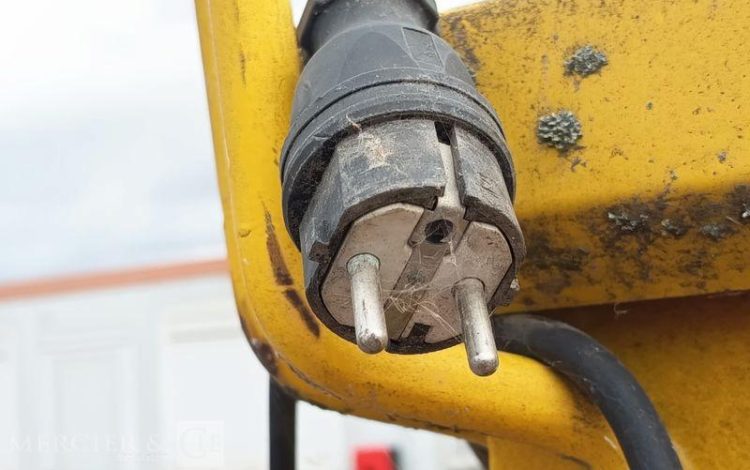 CUVE CARBURANT  CUVV010023