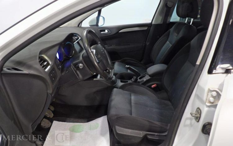 CITROEN C4 1.6 E-HDI 115CH MILLENIUM BLANC CW-625-ZE