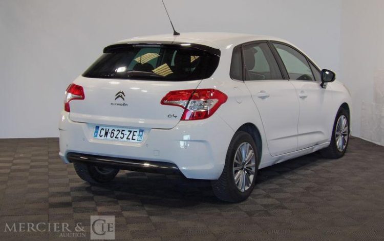 CITROEN C4 1.6 E-HDI 115CH MILLENIUM BLANC CW-625-ZE