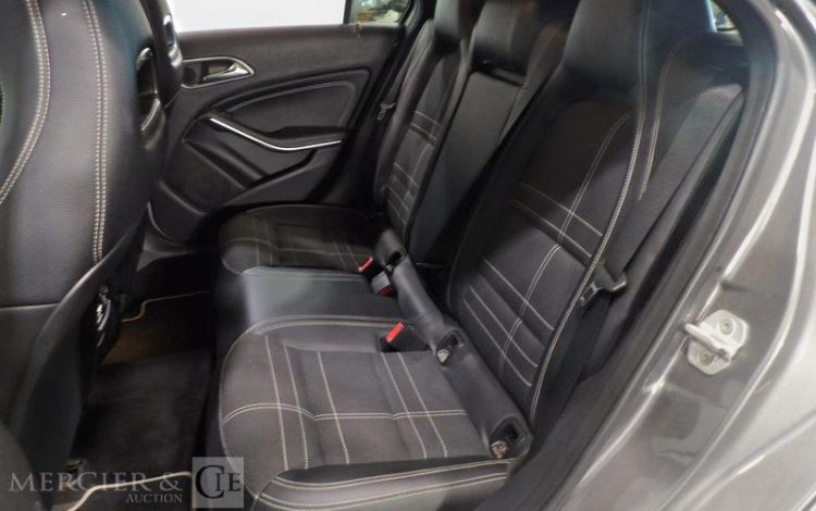 MERCEDES CLASSE A200 2,2 CDI 135CH BUSINESS EXECUTIVE 7G-DCT BVA GRIS CY-901-FJ