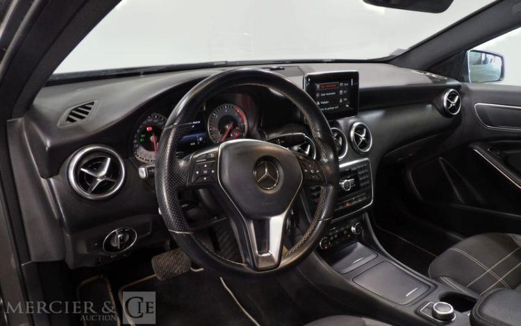 MERCEDES CLASSE A200 2,2 CDI 135CH BUSINESS EXECUTIVE 7G-DCT BVA GRIS CY-901-FJ