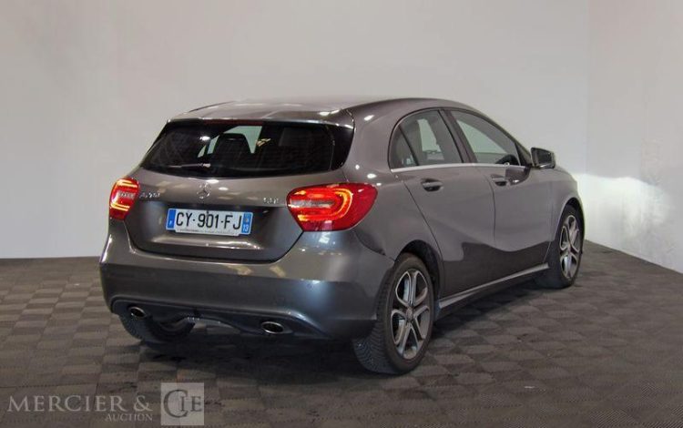 MERCEDES CLASSE A200 2,2 CDI 135CH BUSINESS EXECUTIVE 7G-DCT BVA GRIS CY-901-FJ