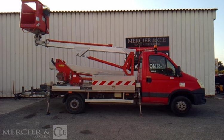 MULTITEL 35S11 NACELLE SUR VL 17M – 2631H – 217786KM – AN 2013 – ROUGE DA-244-PB