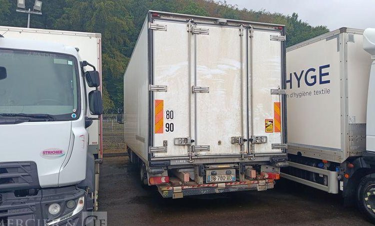 IVECO EURO CARGO 100E118 EEV AVEC GROUPE FROID EN DESIGNATION PTAC : 10 T – DIESEL BLANC DB-780-AD