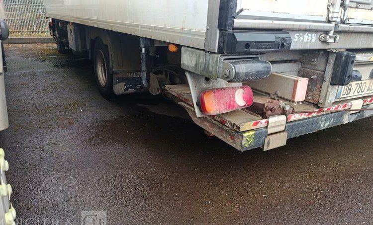 IVECO EURO CARGO 100E118 EEV AVEC GROUPE FROID EN DESIGNATION PTAC : 10 T – DIESEL BLANC DB-780-AD