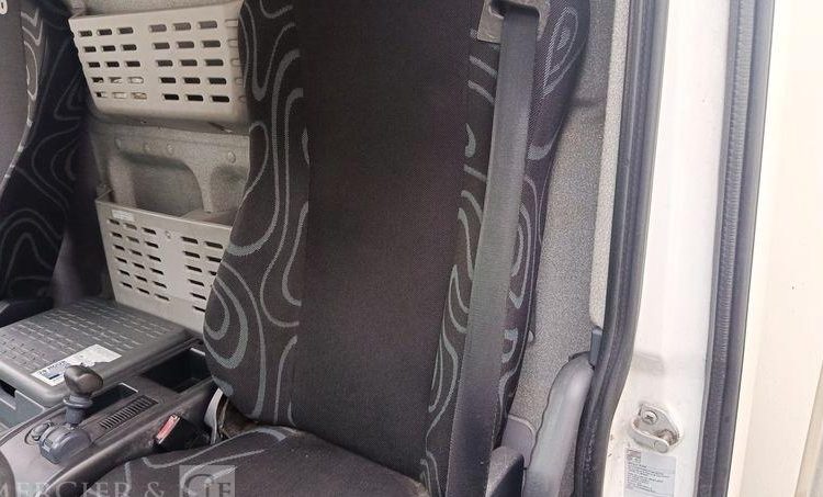 IVECO EURO CARGO 100E118 EEV AVEC GROUPE FROID EN DESIGNATION PTAC : 10 T – DIESEL BLANC DB-780-AD