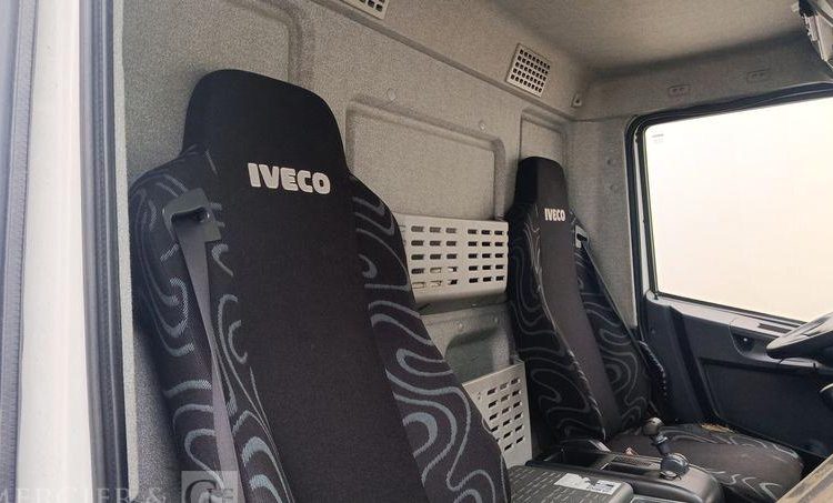 IVECO EURO CARGO 100E118 EEV AVEC GROUPE FROID EN DESIGNATION PTAC : 10 T – DIESEL BLANC DB-780-AD