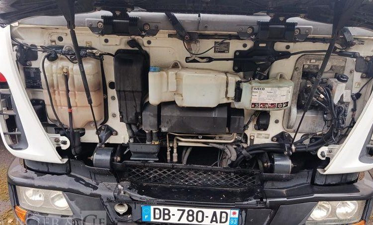 IVECO EURO CARGO 100E118 EEV AVEC GROUPE FROID EN DESIGNATION PTAC : 10 T – DIESEL BLANC DB-780-AD