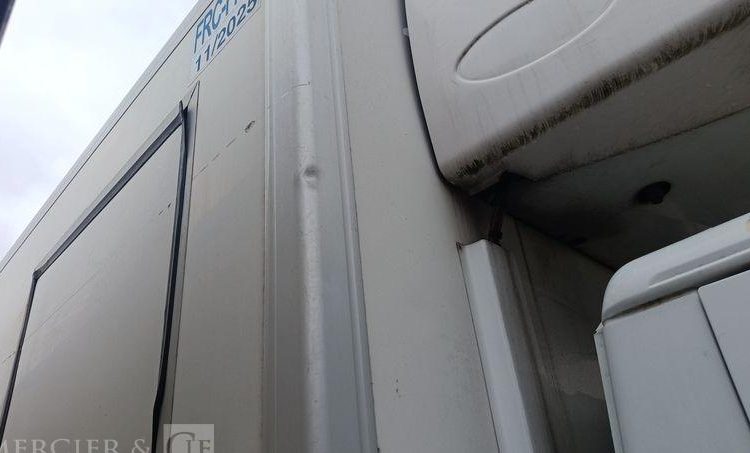 IVECO EURO CARGO 100E118 EEV AVEC GROUPE FROID EN DESIGNATION PTAC : 10 T – DIESEL BLANC DB-780-AD