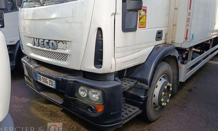 IVECO EUROCARGO MI 190 EL AVEC GROUPE FROID CARRIER EN DESIGNATION – DIESEL 378489 KMS BLANC DB-906-ZD