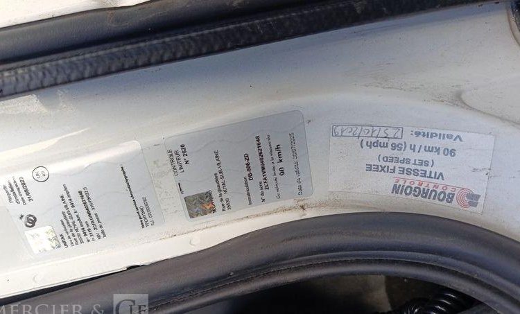 IVECO EUROCARGO MI 190 EL AVEC GROUPE FROID CARRIER EN DESIGNATION – DIESEL 378489 KMS BLANC DB-906-ZD
