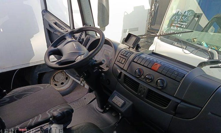IVECO EUROCARGO MI 190 EL AVEC GROUPE FROID CARRIER EN DESIGNATION – DIESEL 378489 KMS BLANC DB-906-ZD