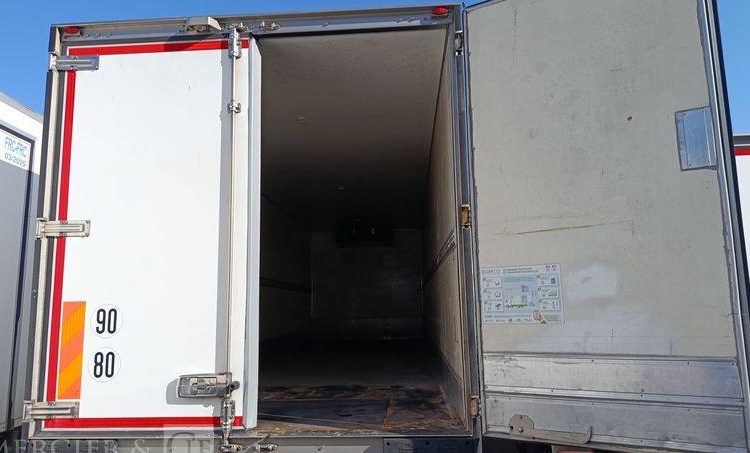 IVECO EUROCARGO MI 190 EL AVEC GROUPE FROID CARRIER EN DESIGNATION – DIESEL 378489 KMS BLANC DB-906-ZD