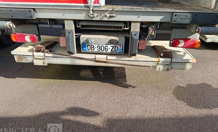 IVECO EUROCARGO MI 190 EL AVEC GROUPE FROID CARRIER EN DESIGNATION – DIESEL 378489 KMS BLANC DB-906-ZD