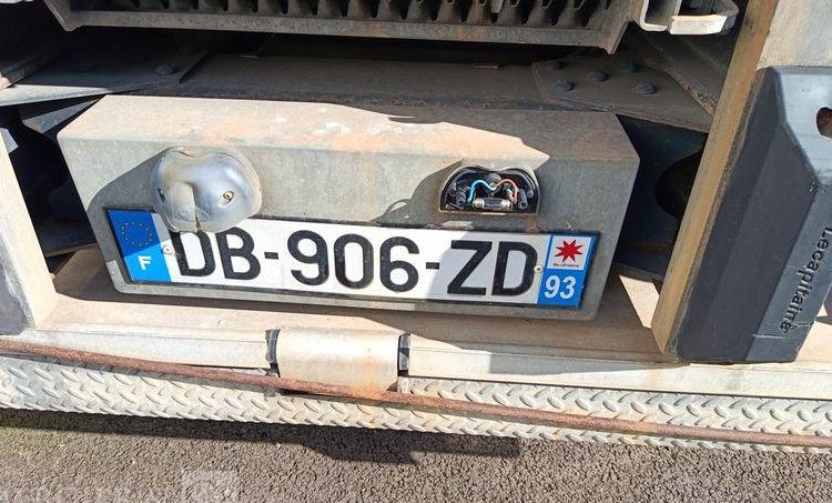IVECO EUROCARGO MI 190 EL AVEC GROUPE FROID CARRIER EN DESIGNATION – DIESEL 378489 KMS BLANC DB-906-ZD