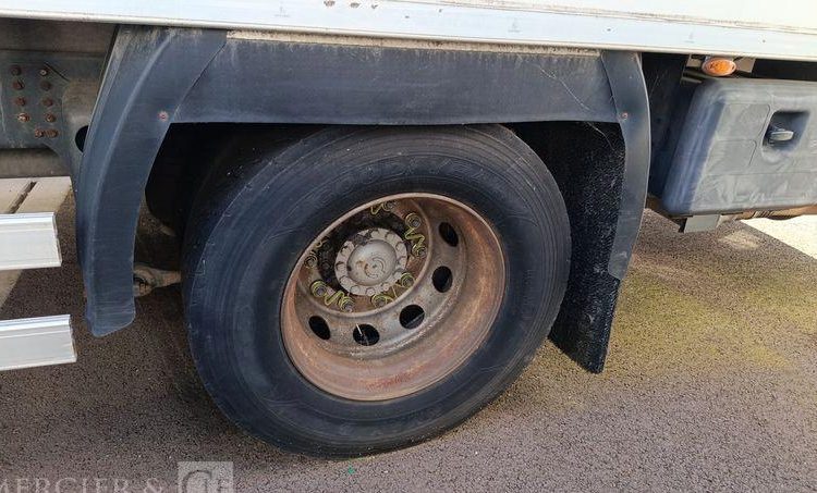 IVECO EUROCARGO MI 190 EL AVEC GROUPE FROID CARRIER EN DESIGNATION – DIESEL 378489 KMS BLANC DB-906-ZD