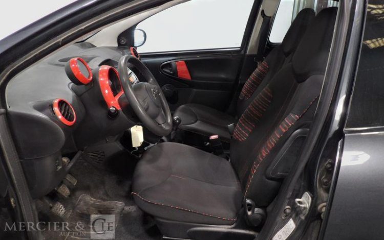 CITROEN C1 1,0 70 COLLECTION GRIS DD-039-GC