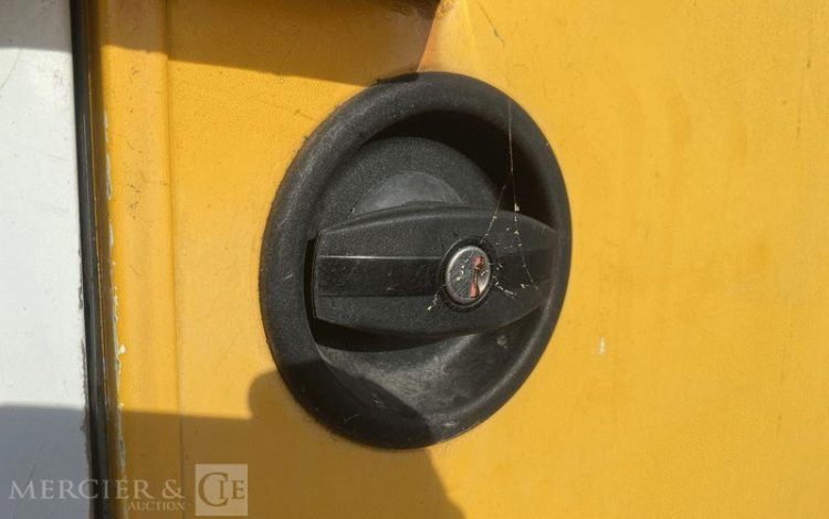 CNSE ABRIS DE CHANTIER 9M2 ISOLE+WC  DE-071-DS