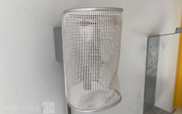 CNSE ABRIS DE CHANTIER 9M2 ISOLE+WC  DE-071-DS