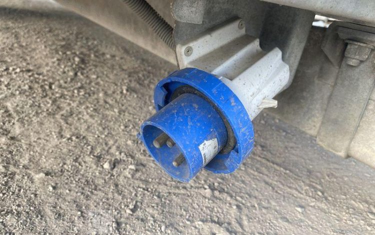CNSE ABRIS DE CHANTIER 9M2 ISOLE+WC  DE-071-DS