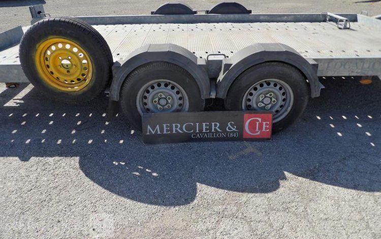 HUBIERE REMORQUE PORTE-VOITURE CU:1T65  DE-190-YE