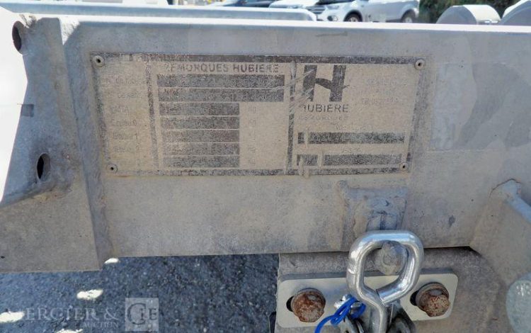 HUBIERE REMORQUE PORTE-VOITURE CU:1T65  DE-190-YE
