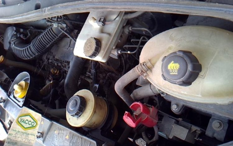 RENAULT MASTER NACELLE  DE-379-XK