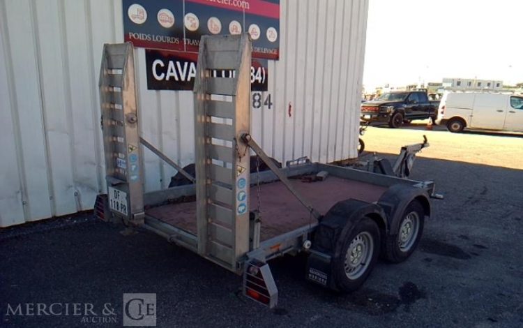 HUBIERE REMORQUE PORTE-ENGIN CU 2T  DF-118-PR