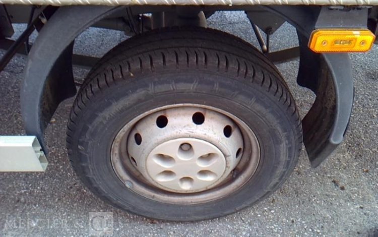 IVECO 35S11 NACELLE SUR VL 20M – MT 202 DS – 4979H – 60527KM – AN2014 ROUGE DF-426-QE
