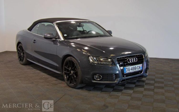 AUDI A5 CABRIOLET 3.0 TDI 240CH AMBIENTE QUATTRO S-TRONIC GRIS DG-499-CA