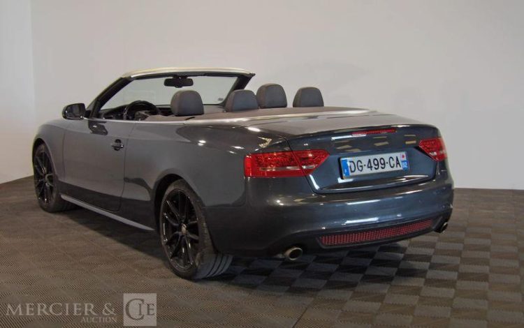 AUDI A5 CABRIOLET 3.0 TDI 240CH AMBIENTE QUATTRO S-TRONIC GRIS DG-499-CA