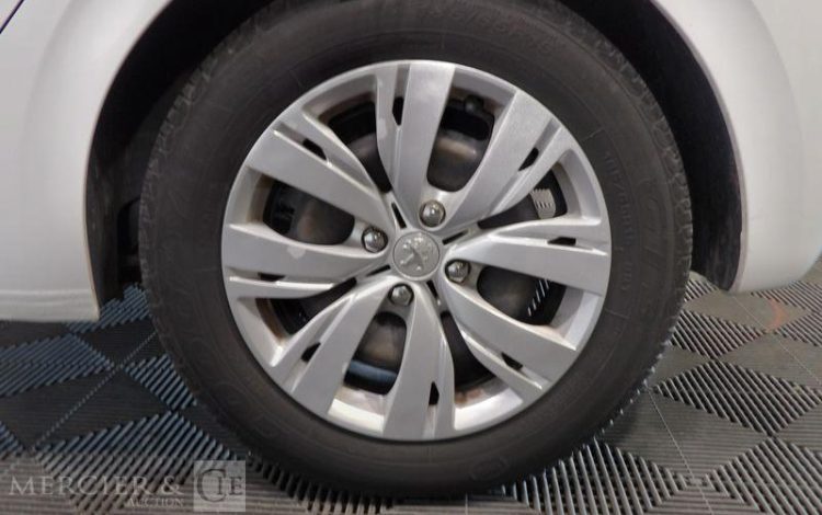 PEUGEOT 208 GENERATION-I 1.2 PURETECH 80CH ACTIVE ETG BVA S&S BLANC DH-379-ZS