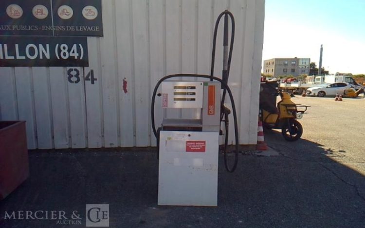 DISTRIBUTEUR HOMOLOGUE 240 V  DIS748500