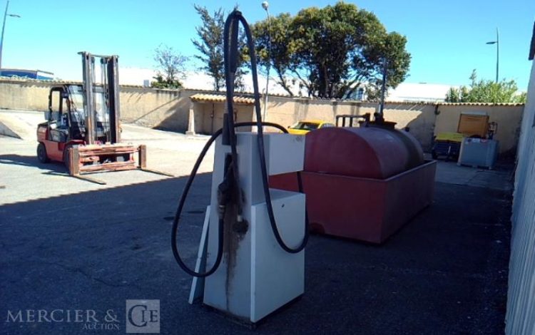 DISTRIBUTEUR HOMOLOGUE 240 V  DIS748500